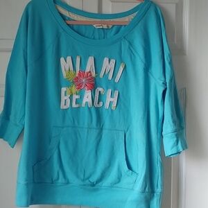 Old Navy  Crew Neck Shirt